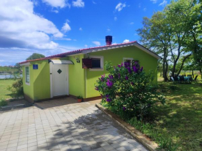 Kuća za odmor TRI SUNCA
